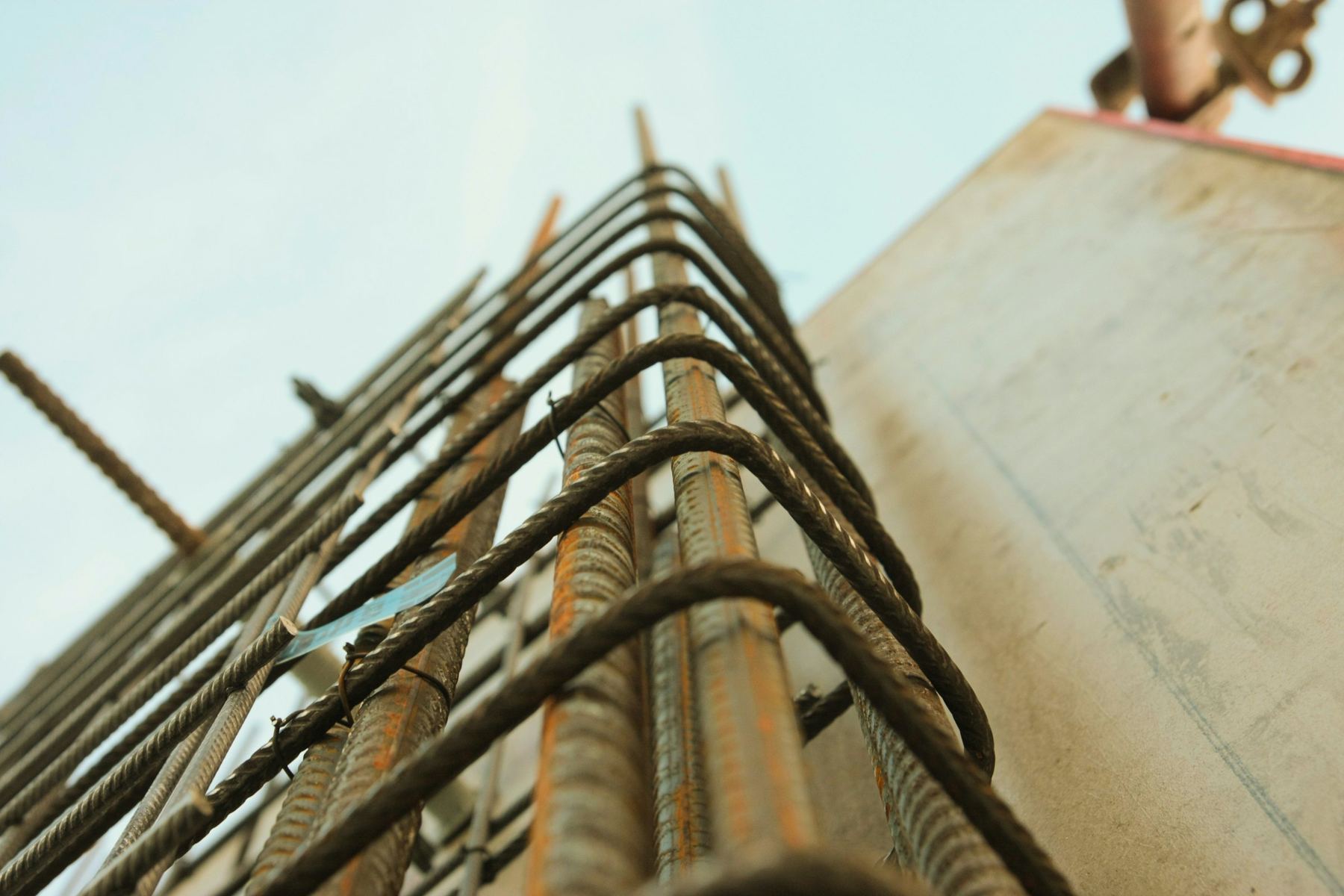 Rebar cage for a reinforced concrete member